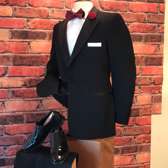 Pierre Cardin Tuxedo Coat - Picture 14 of 17